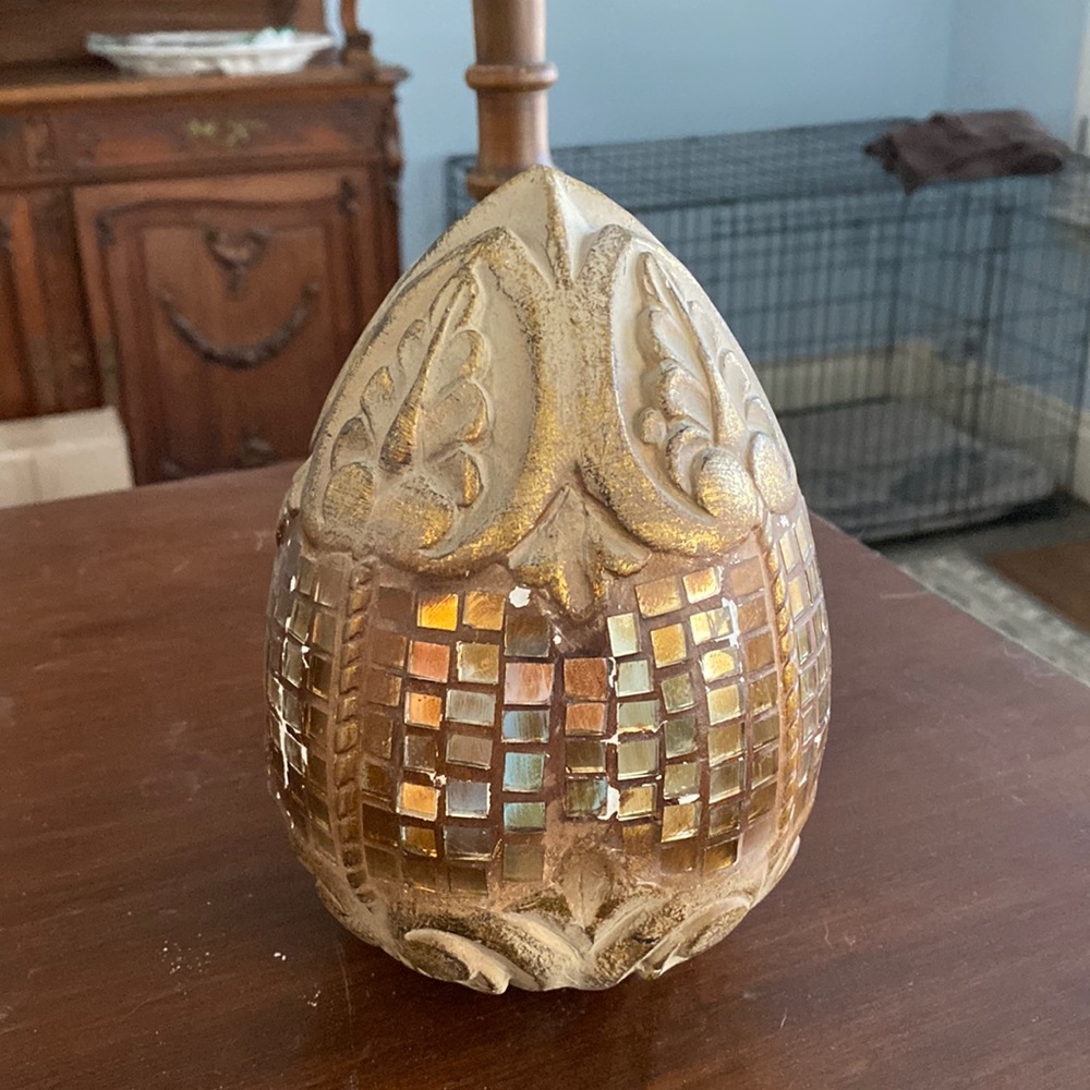 Vintage gold toned Egg